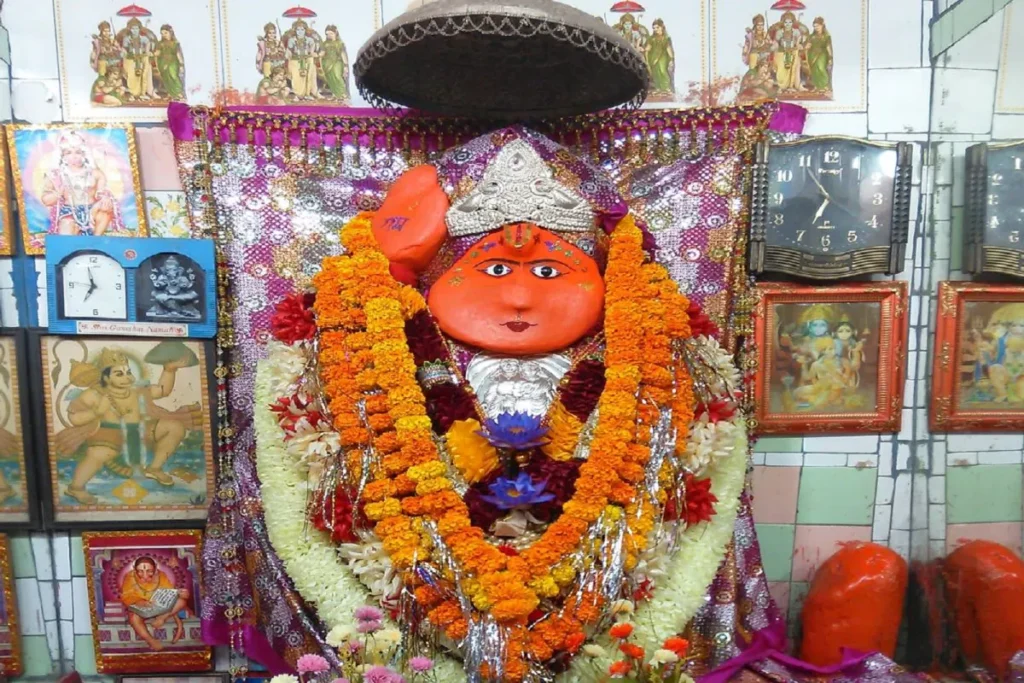 हनुमान जी का वह चमत्कारी धाम जहां, अपने आप जुड़ जाती टूटी हुई हड्डियां!