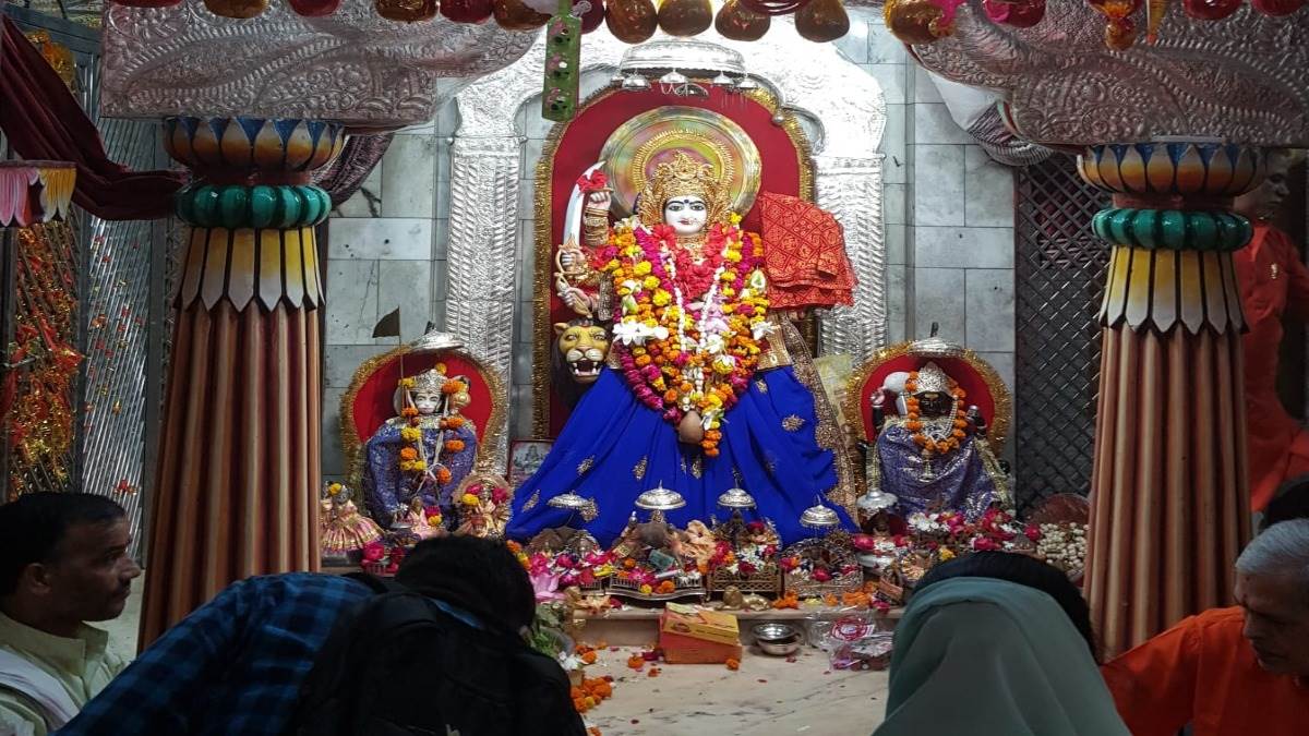 उत्तर प्रदेश के प्रमुख शक्तिपीठों और मंदिरों में श्रद्धालुओं की सुविधा के लिए विशेष व्यवस्था