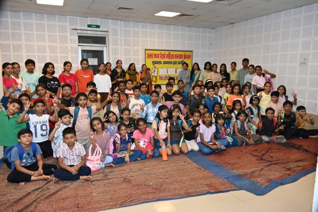 उत्तर मध्य रेलवे महिला कल्याण संगठन द्वारा निबंध प्रतियोगिता का आयोजन